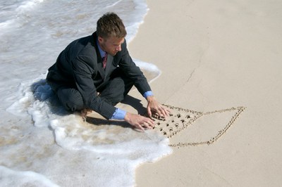 Assolombarda e Assoservizi - Estate 2013: chiusura uffici, gestione emergenze e servizi essenziali 