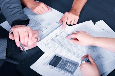 Forniture di energia elettrica e gas: preavviso di recesso ridotto a 3 settimane