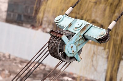 Macchine e attrezzature sicure: verifiche, soggetti abilitati, responsabilità e proposte - Convegno, 25 gennaio